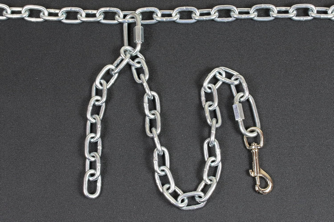 Bushwhacker Chew Proof Truck Bed Dog Tether Chain for SUV and UTV