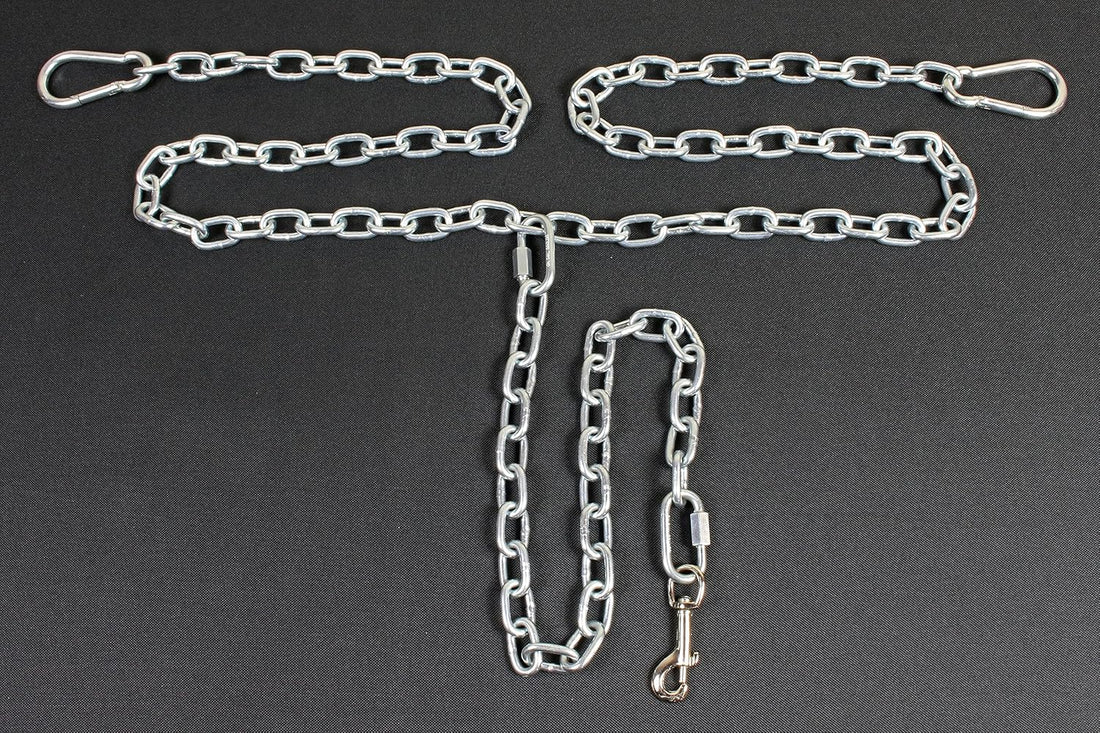 Bushwhacker Chew Proof Truck Bed Dog Tether Chain for SUV and UTV